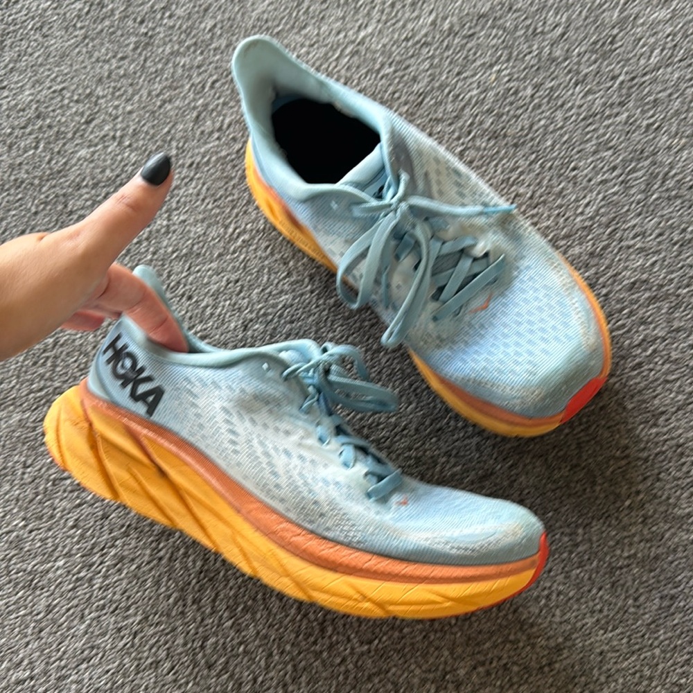 Hoka size 7.5 - WOMENS